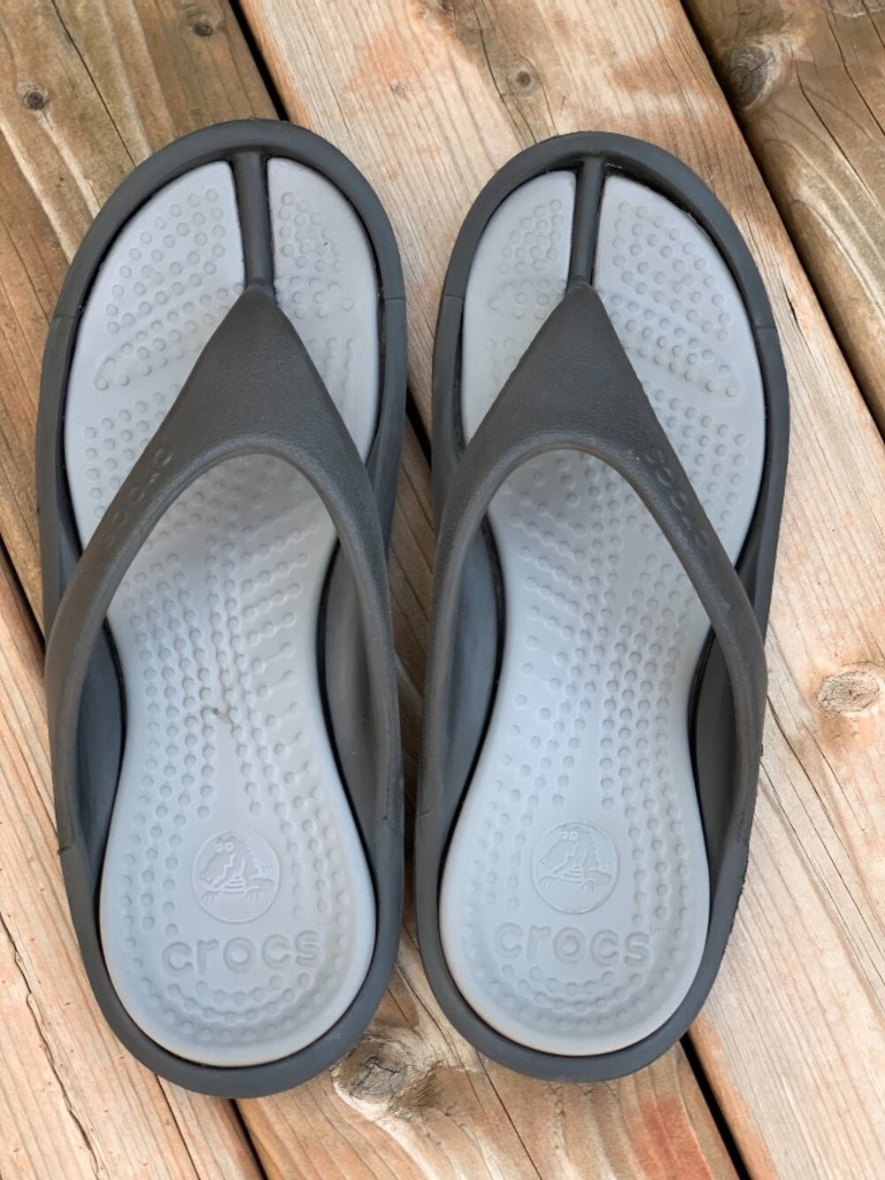 Crocs Athen Flip Flops Unisex Sandals Mens 9 Womens 11 Gray Casual Beach Summer - Picture 7 of 10